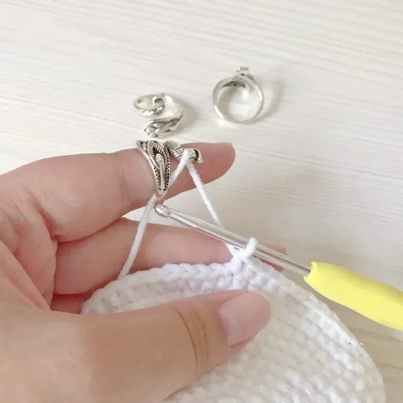 Anillo Guía de Lana con Forma de Gato Ajustable