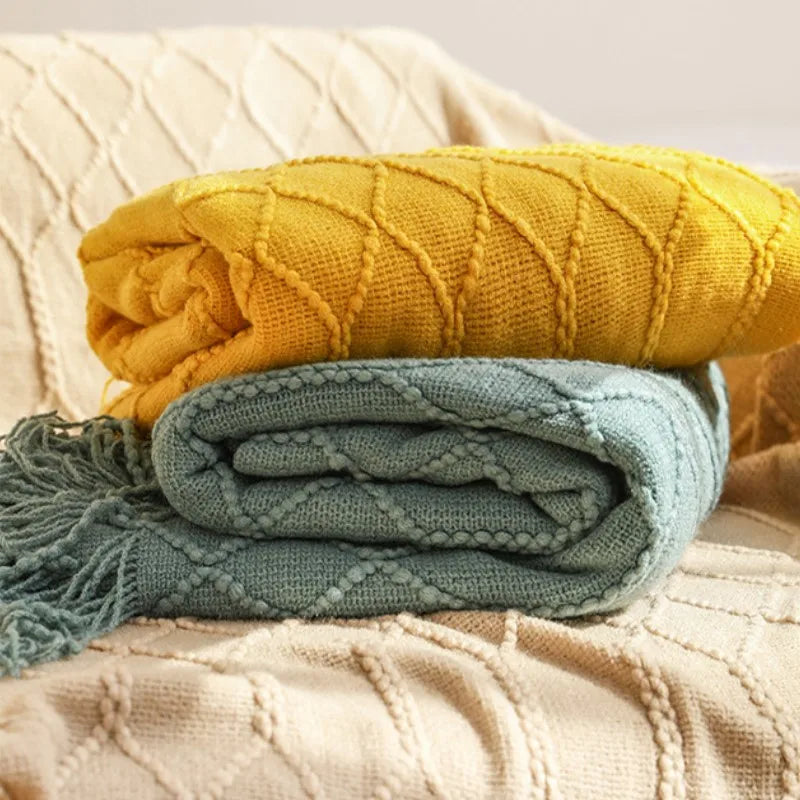 Oversized Chunky Knit Throw Blanket with Tassels