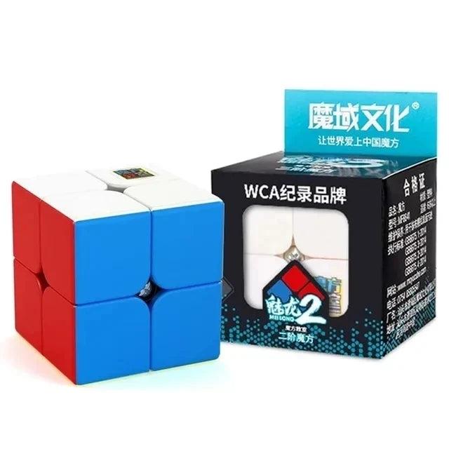 A box of the Meilong Alien Speed Cube puzzle in red and blue colors with Chinese text.