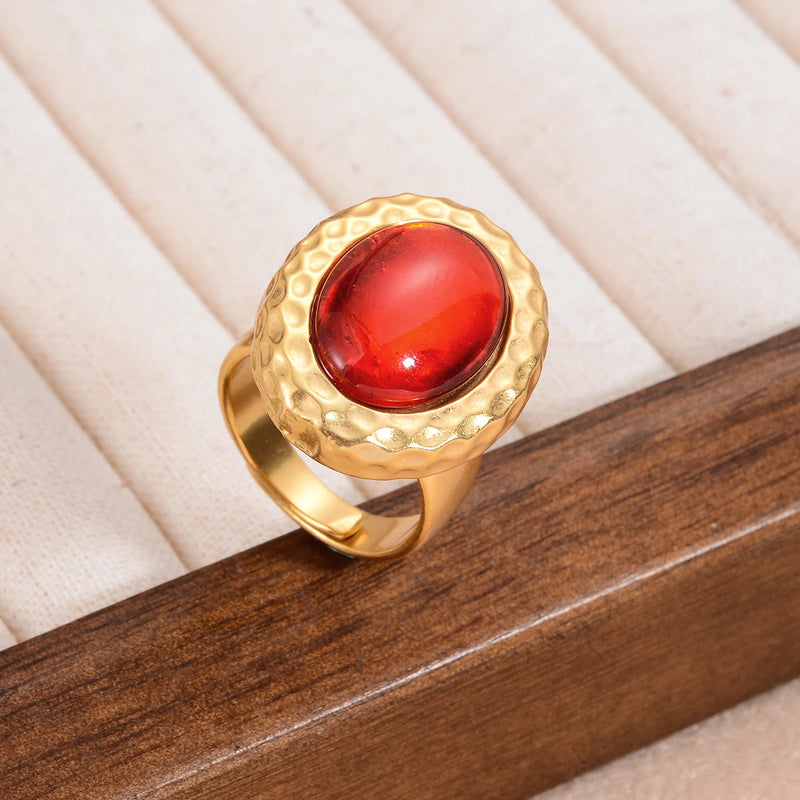 Anillo Declarativo de Gema Roja Ovalada Estilo Vintage