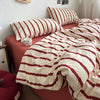Streifenbedruckte Mikrofaser-Decke- und Bettbezug-Set
