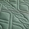 Lightweight All-Season Quilted Bedding Set with Pillow Shams