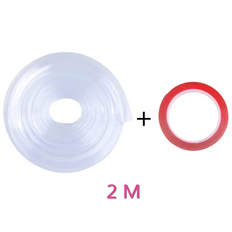 A clear silicone corner guard and a red ring are shown with a plus sign, labeled 2 M.