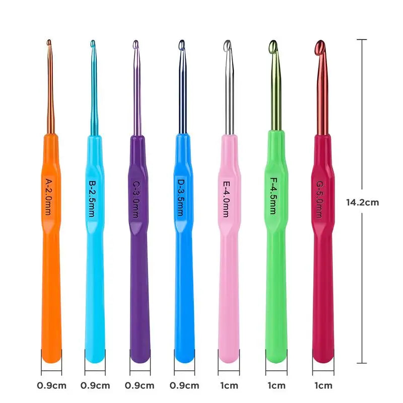 A set of seven aluminum alloy crochet hooks in various sizes and colors including orange, blue, purple, and pink.