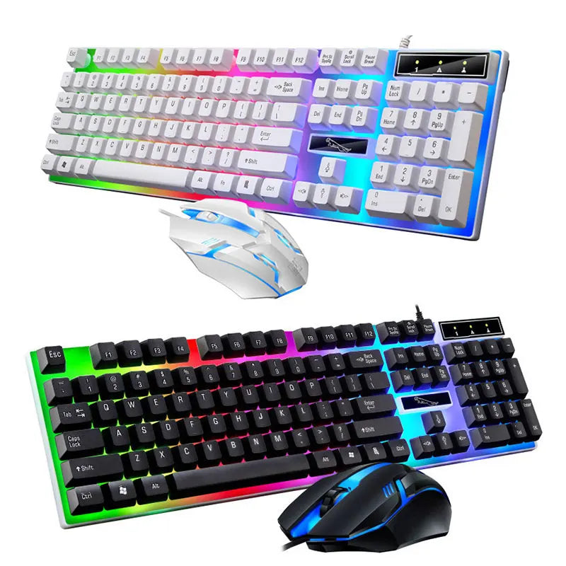 Combo de teclado y mouse para gaming con retroiluminación RGB en tonos púrpura y azul.