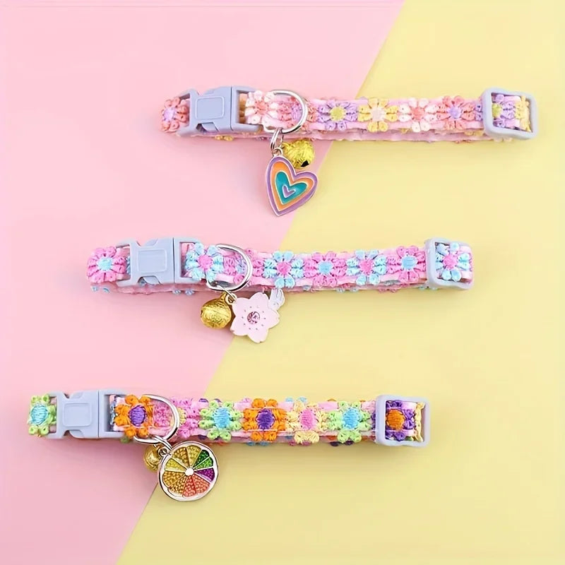 Collier en Dentelle Réglable pour Chat avec Pendentif