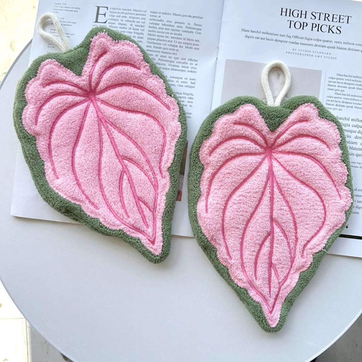 Leaf Design Ultra-Absorbent Quick-Dry Hand Towel with Hanging Loop