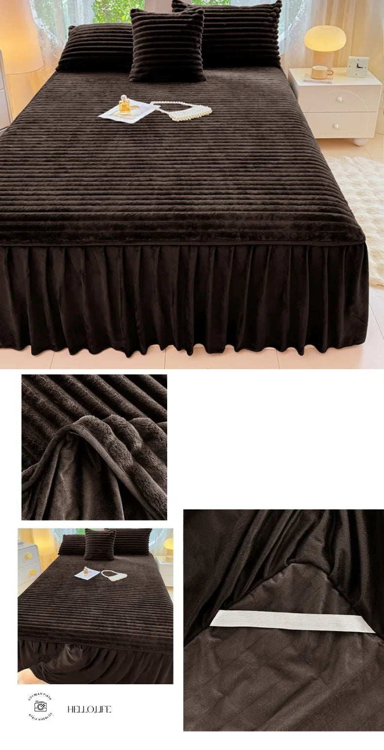 Plush Bed Skirt – Warm, Soft, and Elegant Bedding Essential