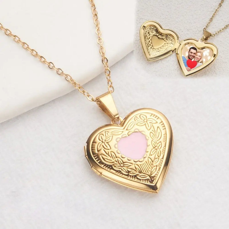 Vintage Floral Heart Locket Necklace