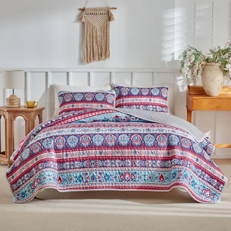 Quilted Bedspread Set with Matching Pillowcases
