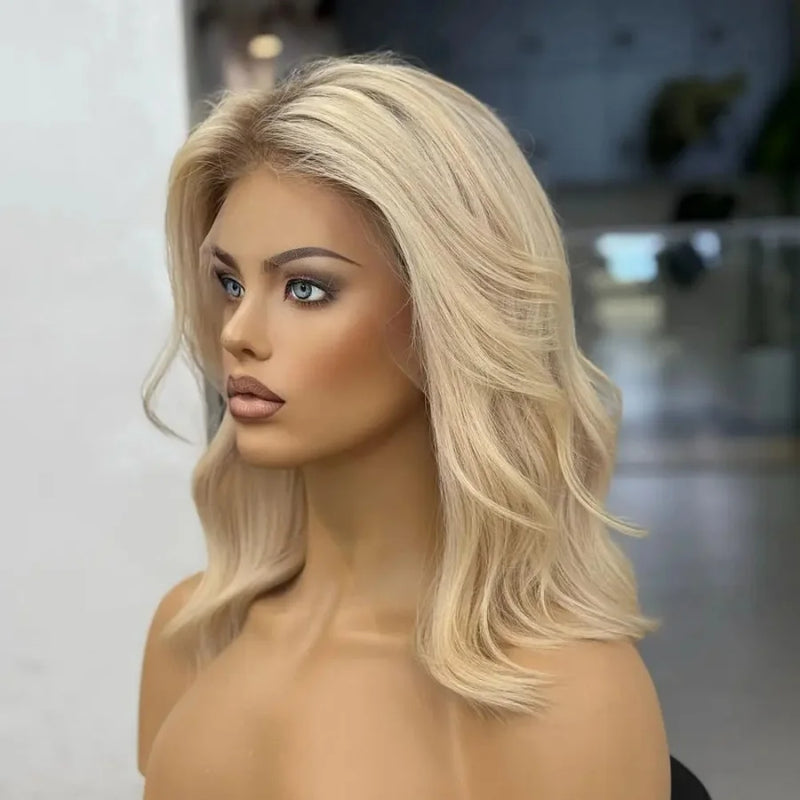 Perruque Bob à Frange en Dentelle Blonde Dorée avec Racines Brunes