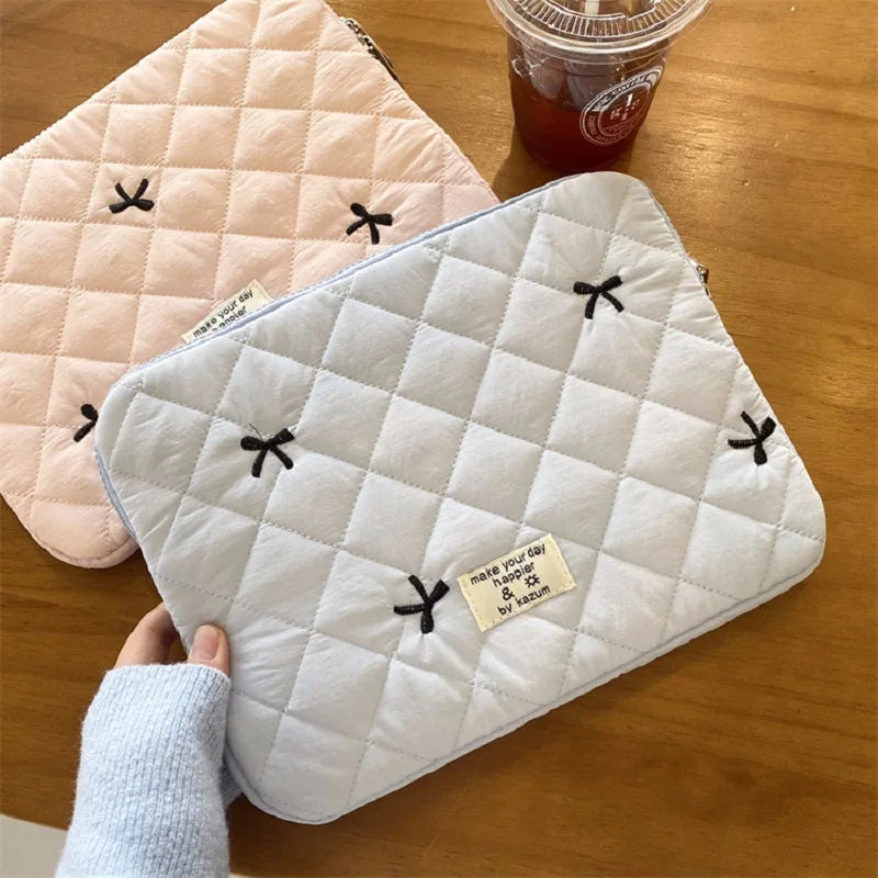 Protective Laptop Sleeve with Floral Print