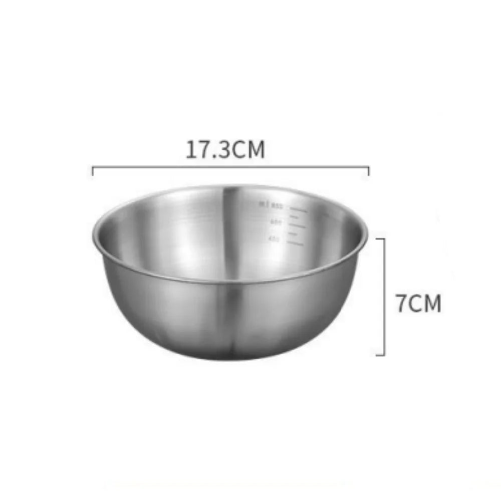 A stainless steel mixing bowl with a diameter of 17.3cm and a depth of 7cm.