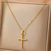 Collar con Colgante de Cruz de Acero Inoxidable