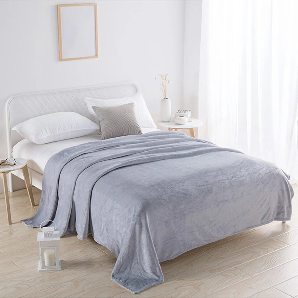 Cozy Coral Fleece Throw Blanket