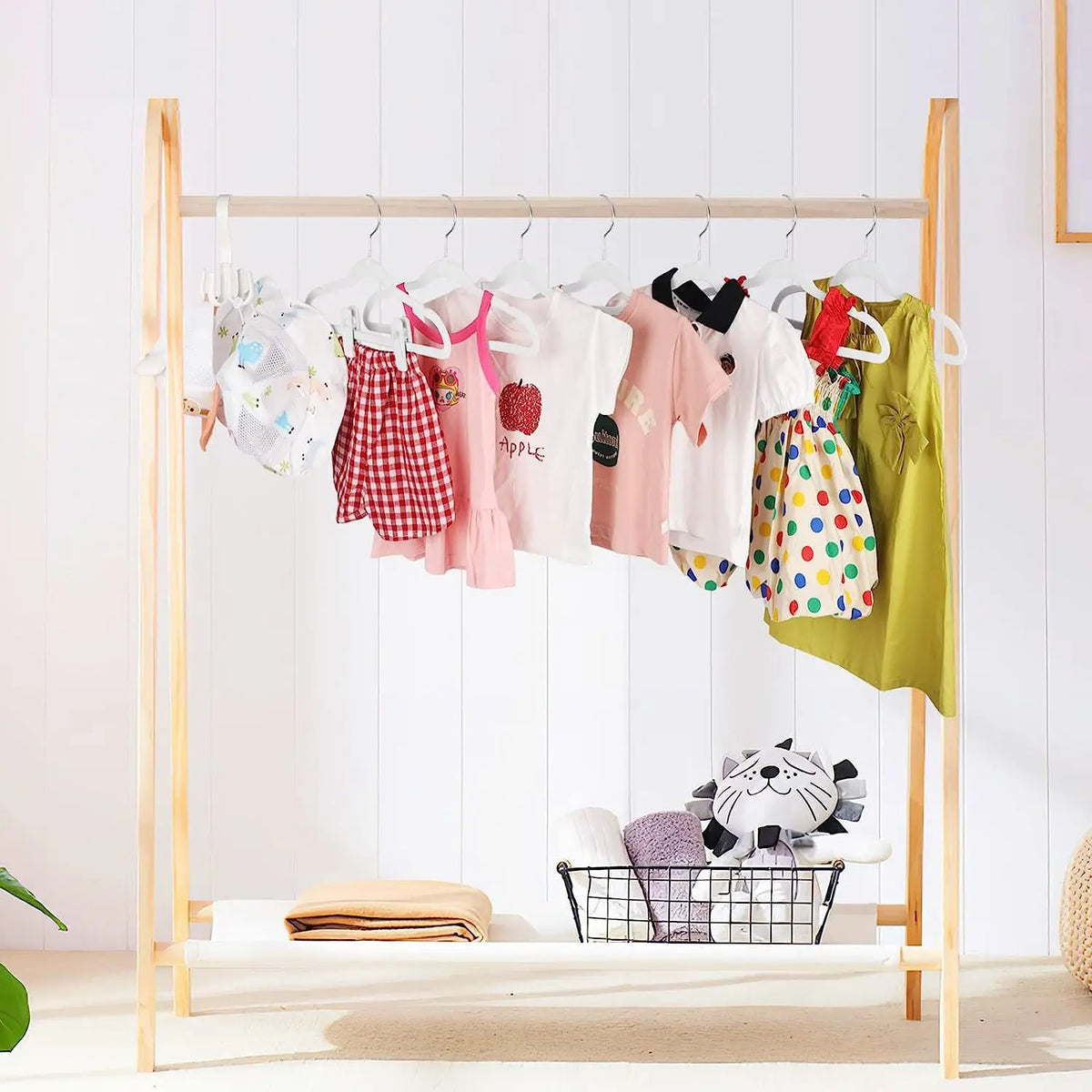 Kids' Velvet Non-Slip Slim Hangers with 360° Swivel Hooks (10-Pack)