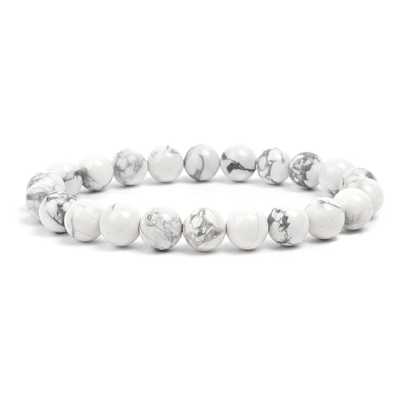 Armband aus Natursteinperlen