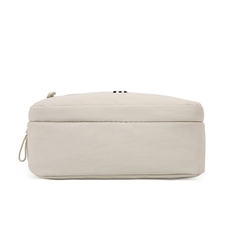 Bolso bandolera de nylon ligero con correa ajustable