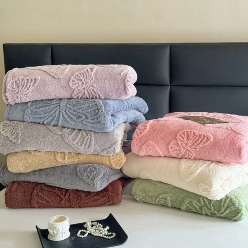 Double-Sided Cooling Blanket with Breathable Cotton Blend