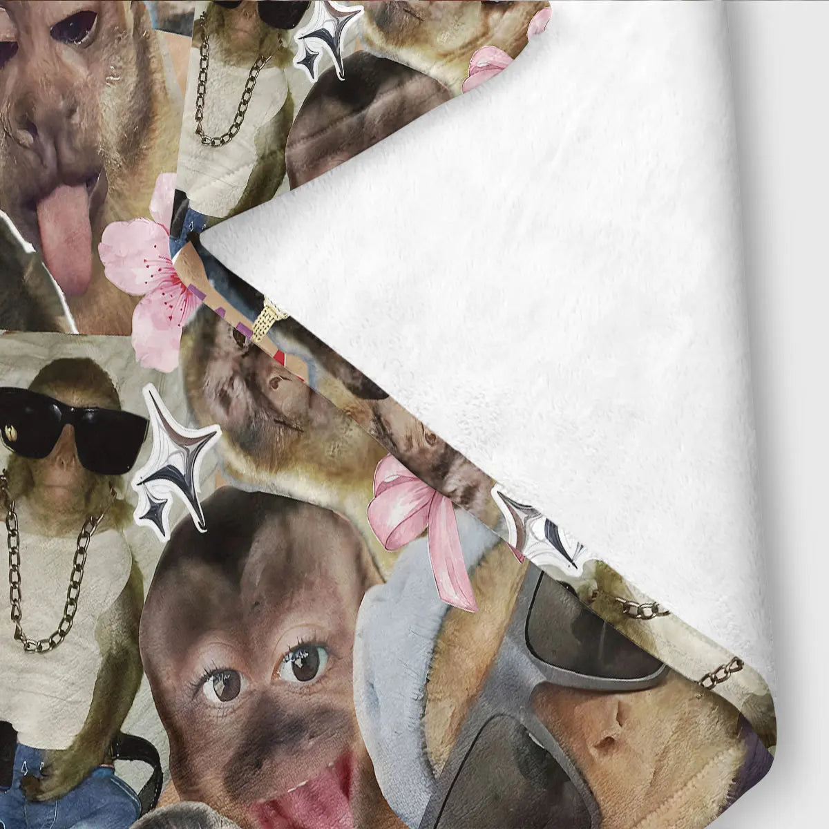 Funny Monkey Print Flannel Blanket – Soft & Cozy Throw