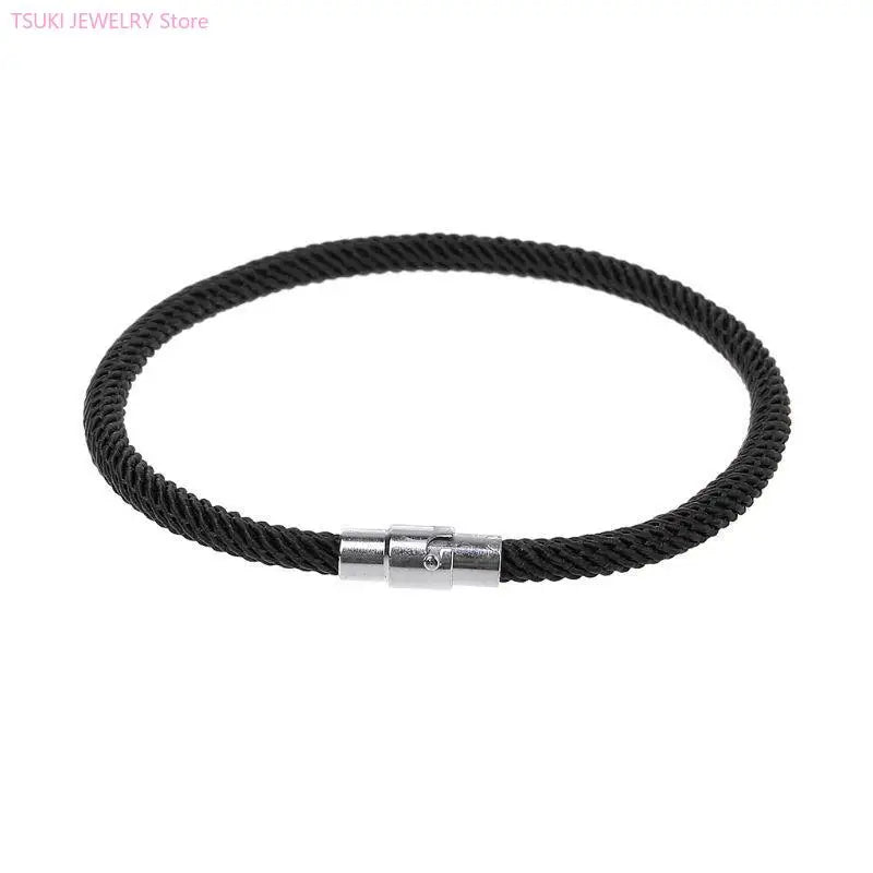 Rot-Schwarzes Geflochtenes Kabbala-Armband mit Magnetverschluss