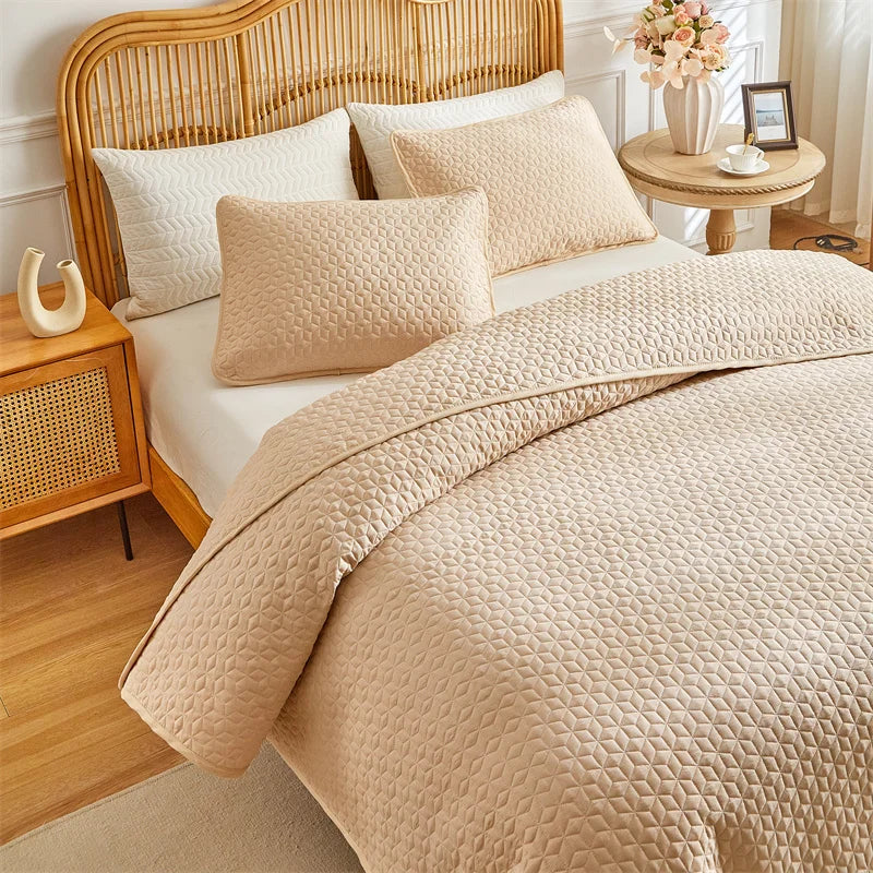 Quilted Plaid Coverlet Bedspread