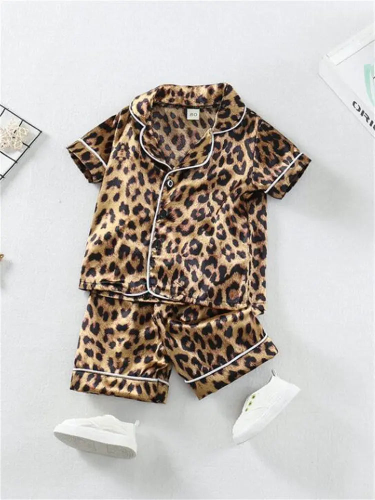 Kids' Cartoon Leopard Print Pajama Set with Short Sleeves