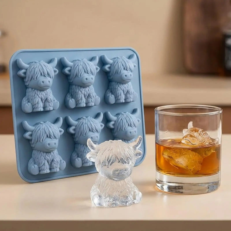 Highland Cow Silicone Ice Cube Tray