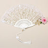 Vintage spanische Flamenco-Rose-Spitze mit Blumenstickerei und rosa Rosen als Handfächer