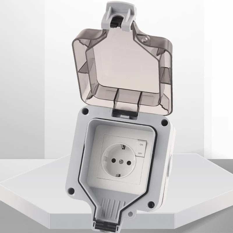 Enchufe de Pared Resistente a la Intemperie con Puertos USB