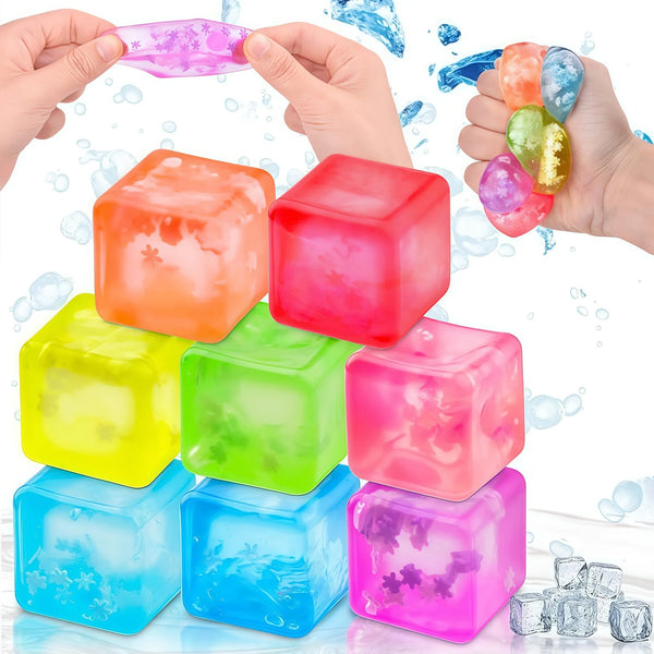 Maintenant tenant des glaçons de neige colorés et des balles anti-stress dans diverses nuances de rose, vert, jaune et bleu.