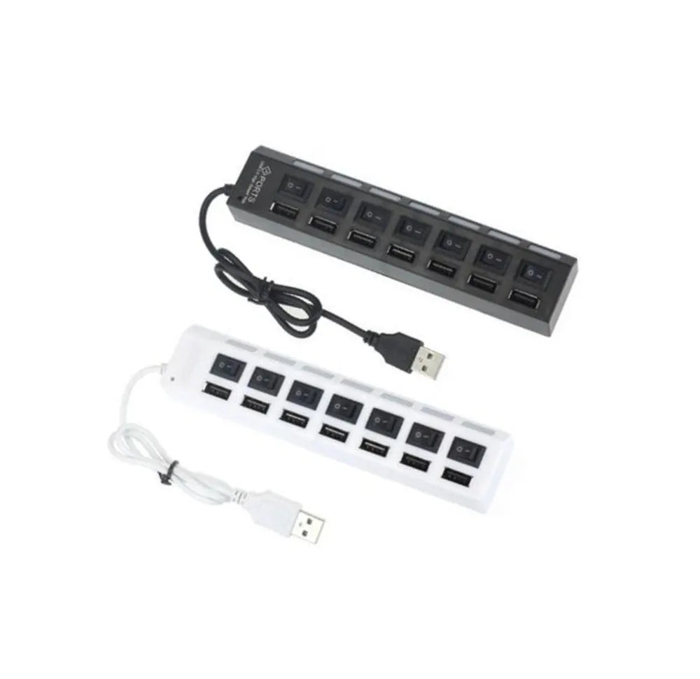 Schwarzer 7-Port-USB-Splitter-Hub mit Ein-/Ausschaltern und weiße Version.