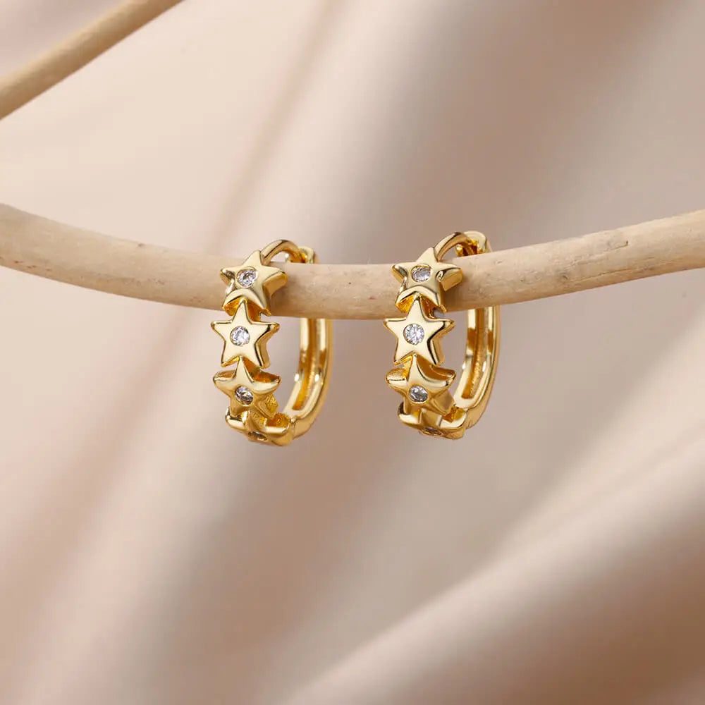 Boucles d'oreilles créoles en zircon cubique ton or