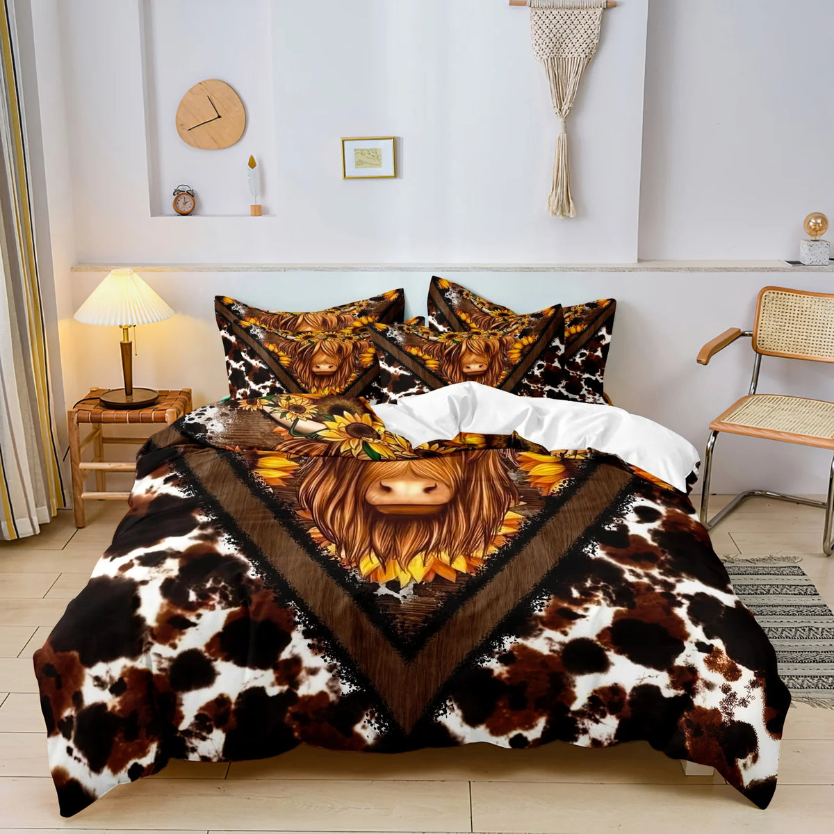 Highland cow print bedding set featuring a duvet cover and pillowcases with a brown and black pattern.