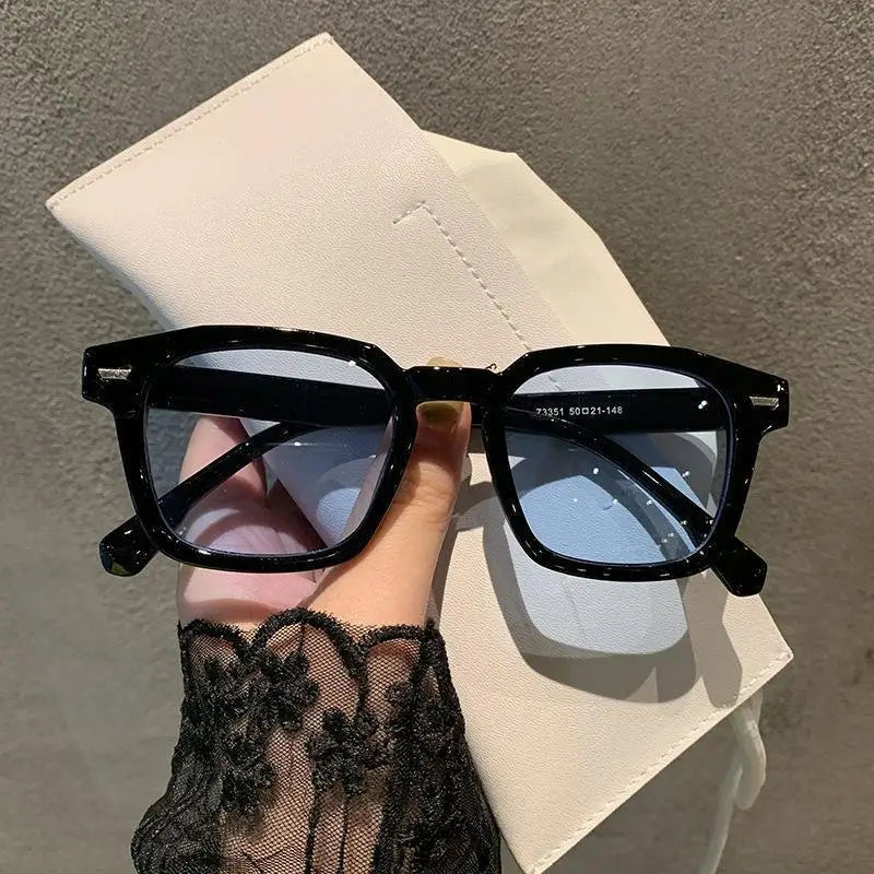 نظارات شمسية مربعة بتصميم ريترو مع حماية UV400