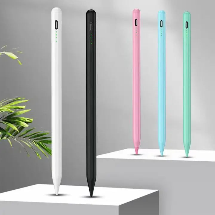 Una exhibición vertical de cinco plumas estilográficas de precisión en blanco, negro, rosa, azul y verde contra un fondo gris