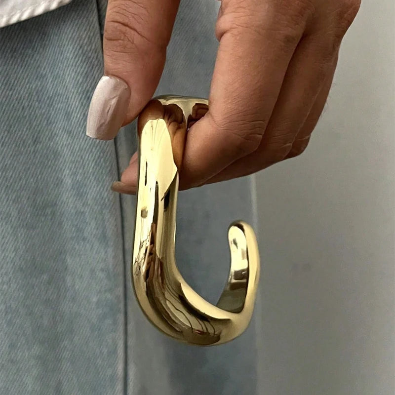 Irregular Wavy Resin Cuff Bangle Set
