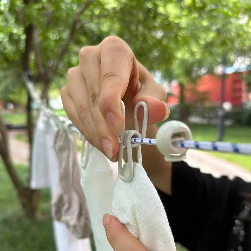 Elastic Clothesline (1.8m–3.4m) with 12 Clips