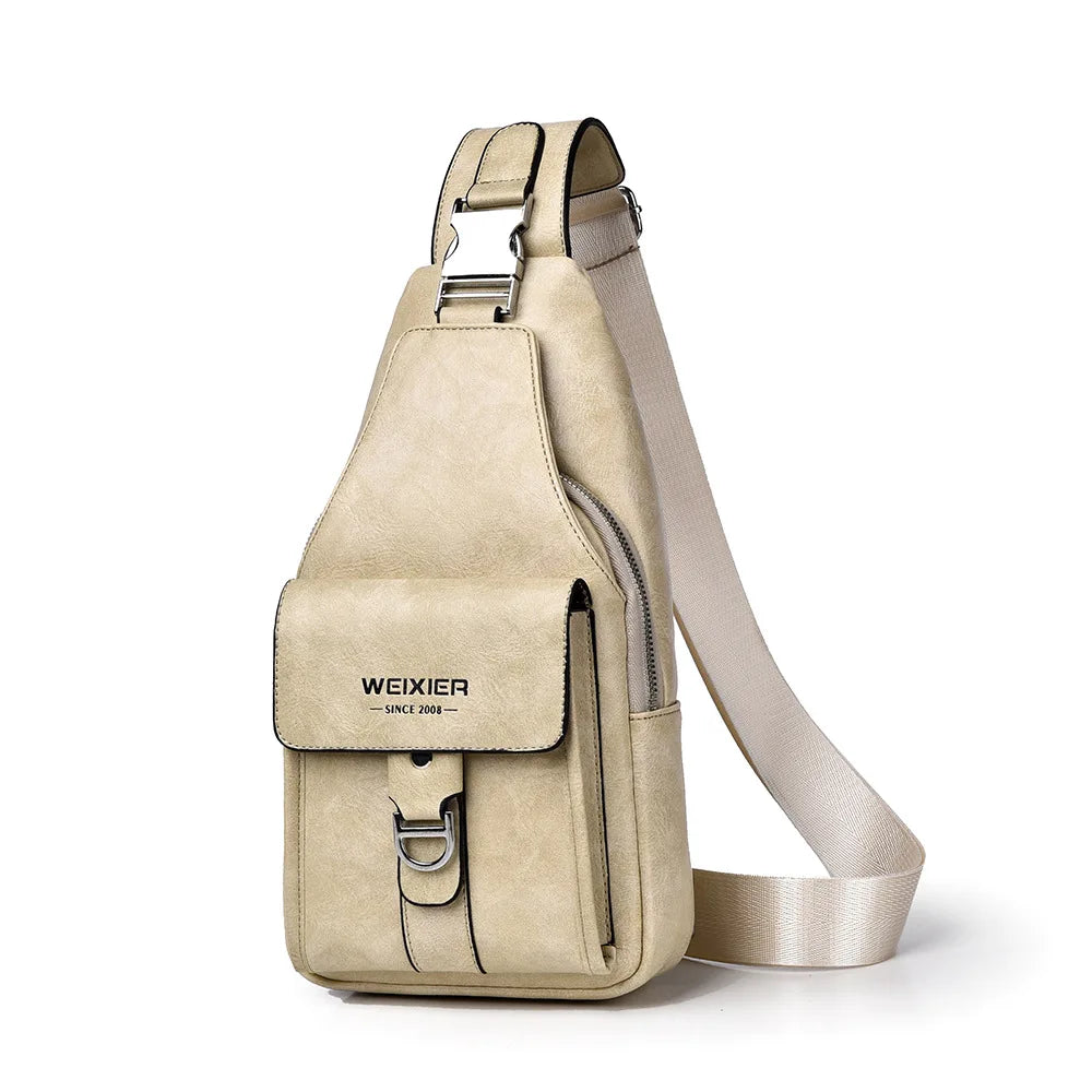 Beiger Herren-PU-Leder-Gürtel-Crossbody-Slingbag mit hellem Tan-Riem.