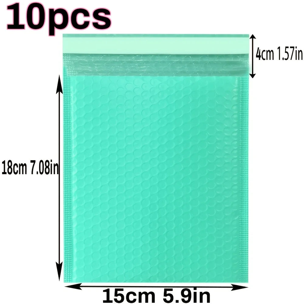 A sheet of light green padded bubble mailer, 15cm by 4cm, packaged in a 10-piece set.