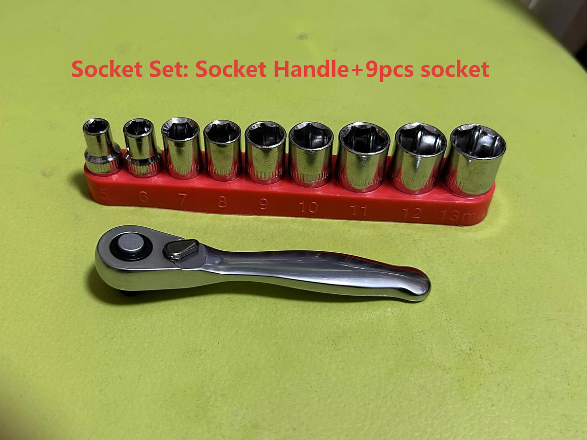 Compact 2-in-1 Ratchet Wrench with Socket and Bit Drives