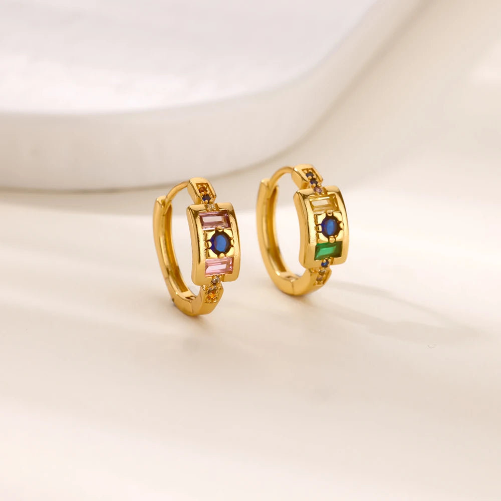 Boucles d'oreilles créoles en zircon cubique ton or
