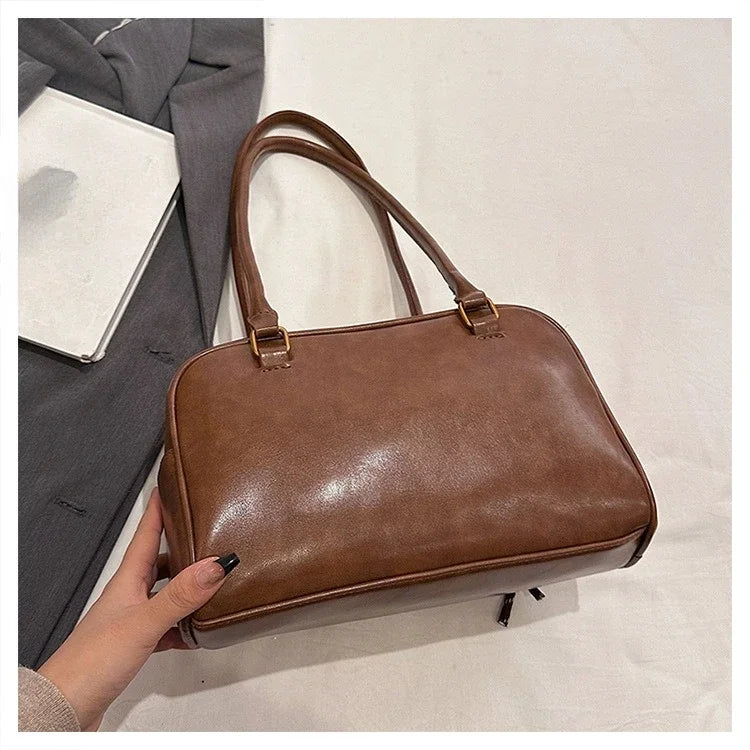 Women's Retro PU Leather Shoulder Bag with Multiple Pockets & Detachable Charm