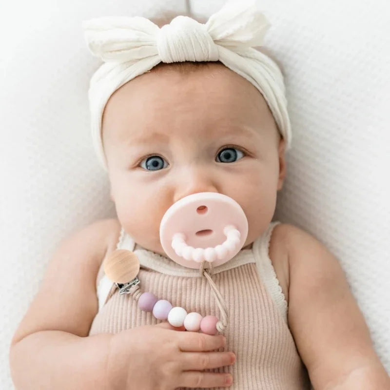 Silicone Baby Pacifier Clip with Wooden Beads