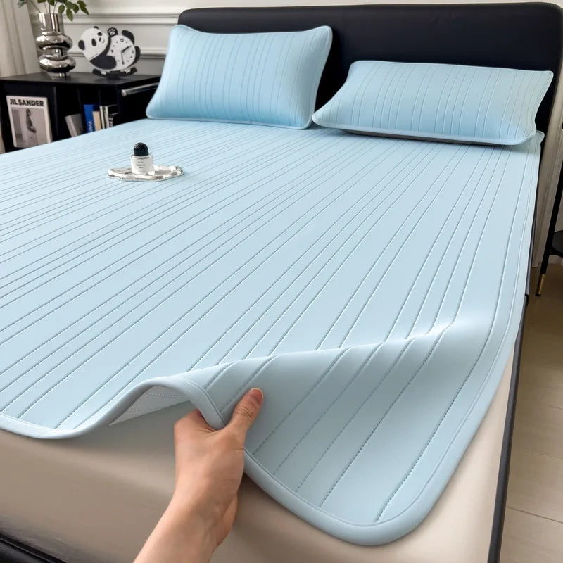 Ice Silk Cooling Bed Pad with Pillowcases – Breathable & Soft Summer Bed Mat
