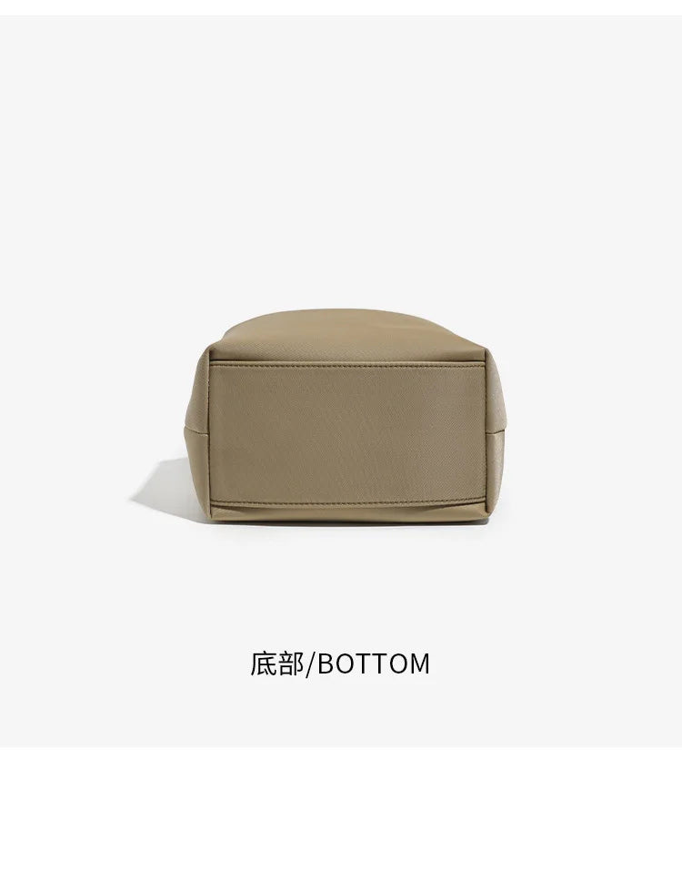 Lightweight Nylon Crossbody Bag with Adjustable Strap