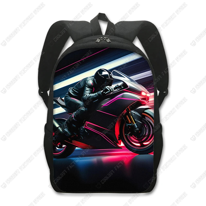 Schwarzer taktischer Rucksack mit Grafik eines Motorradfahrers in futuristischer Kleidung.