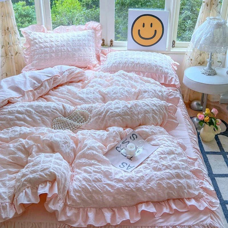 Seersucker Duvet Cover Set with Lace Trim