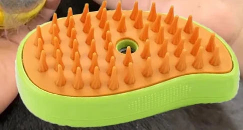 Brosse de toilettage rechargeable avec brumisation pour chiens et chats