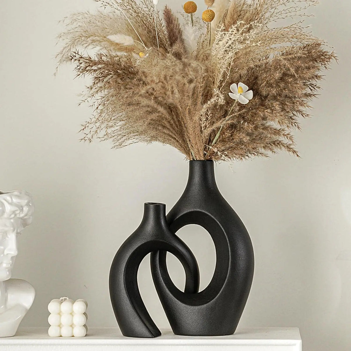 Modern Minimalist Resin Vase Set